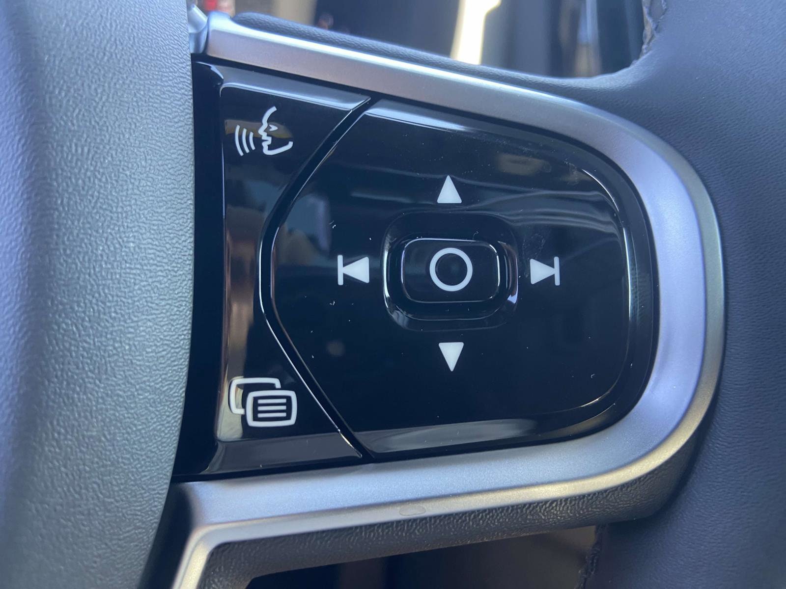2026 Volvo XC60 Core - Photo 24