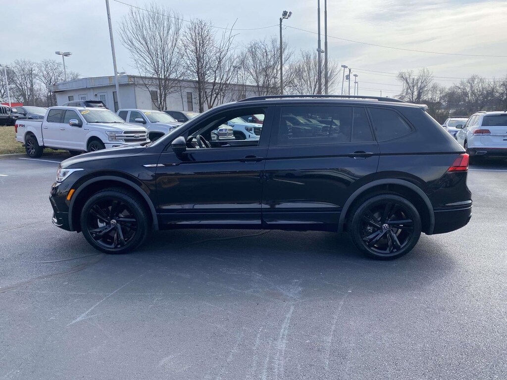 Used 2023 Volkswagen Tiguan 2.0T SE R-Line Black SUV