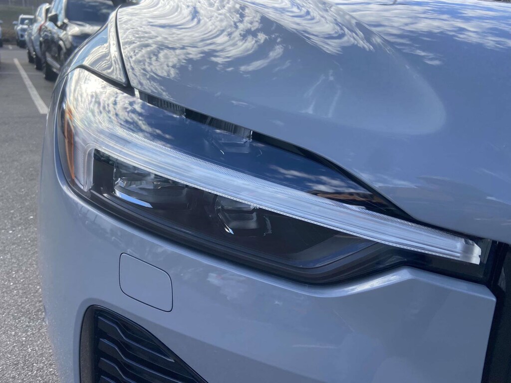 New 2026 Volvo XC60 B5 Plus SUV