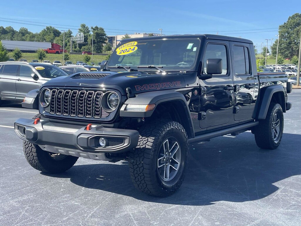 Used 2024 Jeep Gladiator Mojave Truck Crew Cab