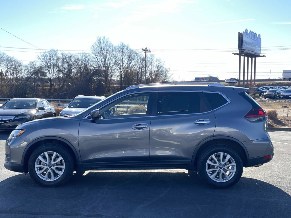Used 2020 Nissan Rogue SV SUV