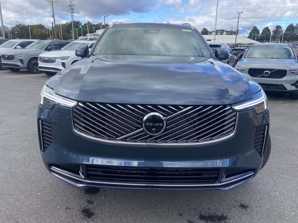 New 2026 Volvo XC90 B6 Plus 7-Seater SUV