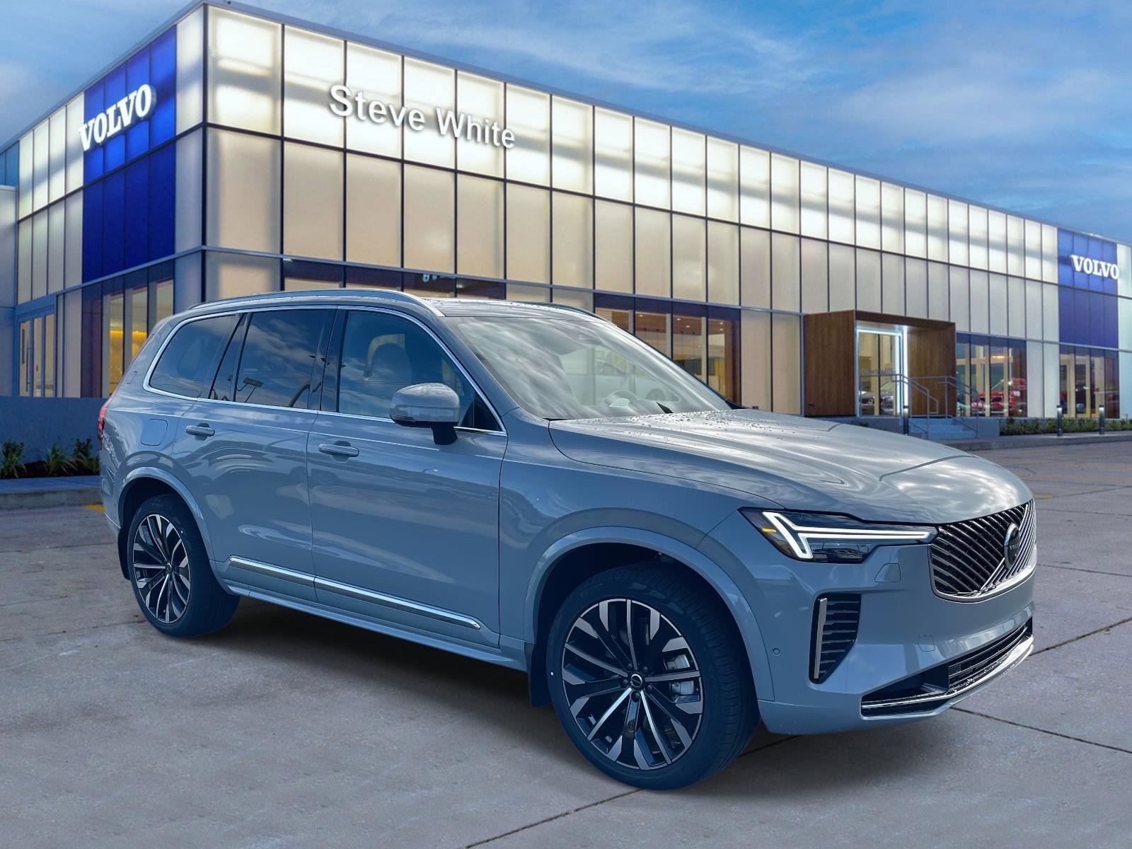 2026 Volvo XC90 Plus's photo