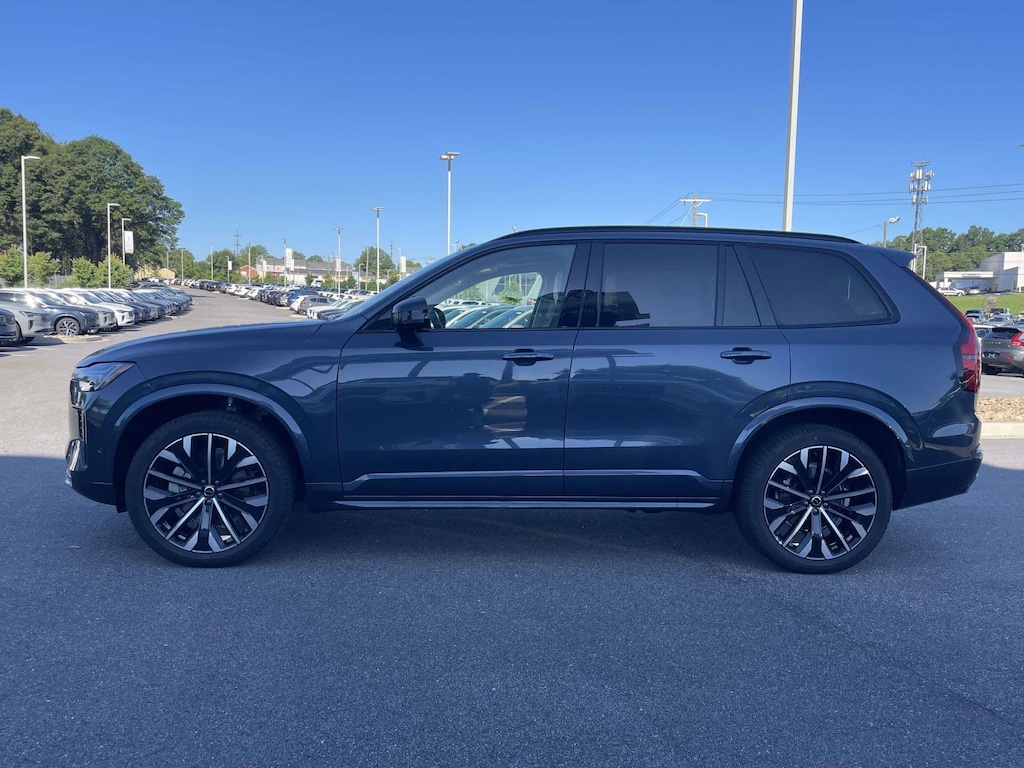 New 2026 Volvo XC90 B6 Ultra Dark Theme 6-Seater SUV