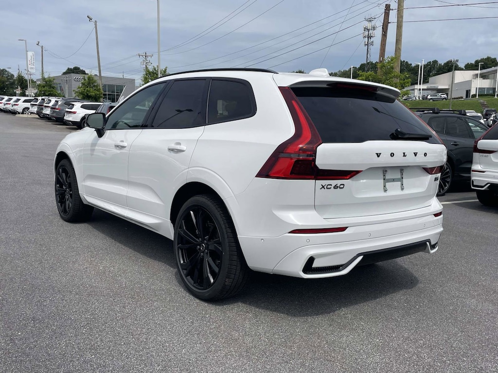 New 2026 Volvo XC60 B5 Ultra Black Edition SUV