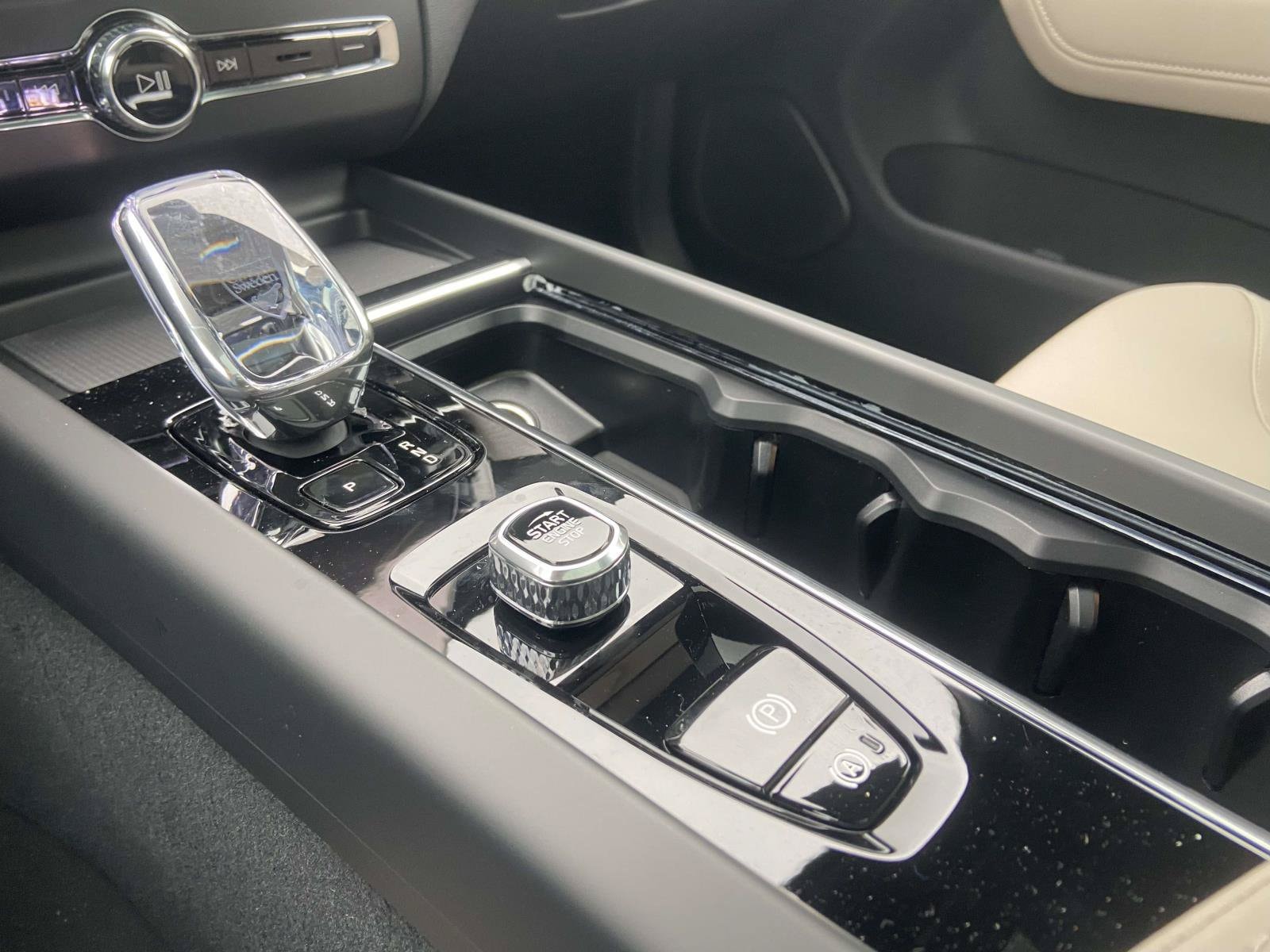 2026 Volvo XC60 Core - Photo 29