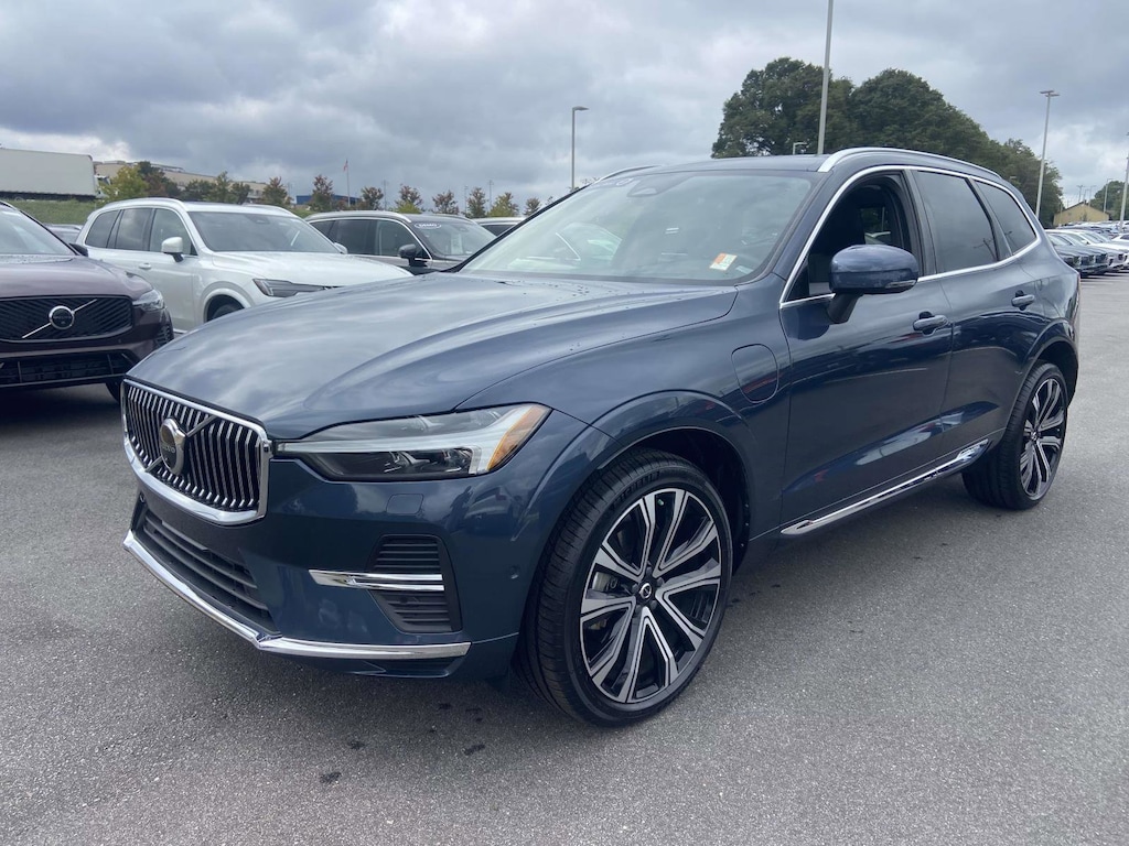 Certified 2023 Volvo XC60 Recharge Plug-In Hybrid Ultimate Bright SUV