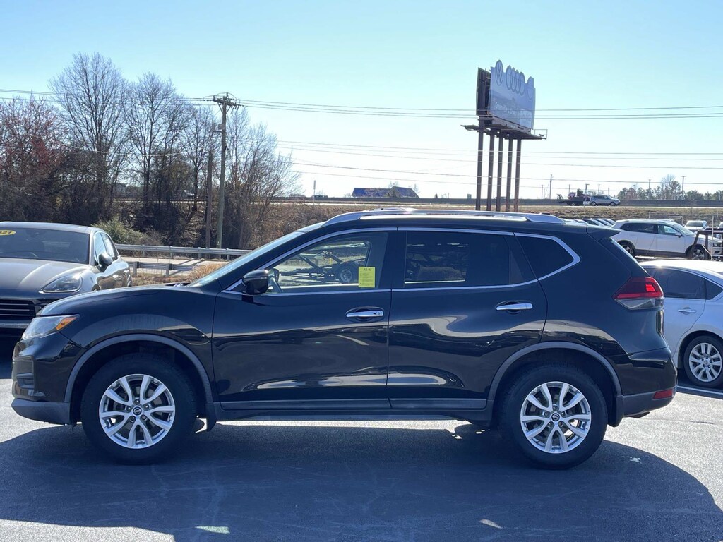 Used 2018 Nissan Rogue SV SUV