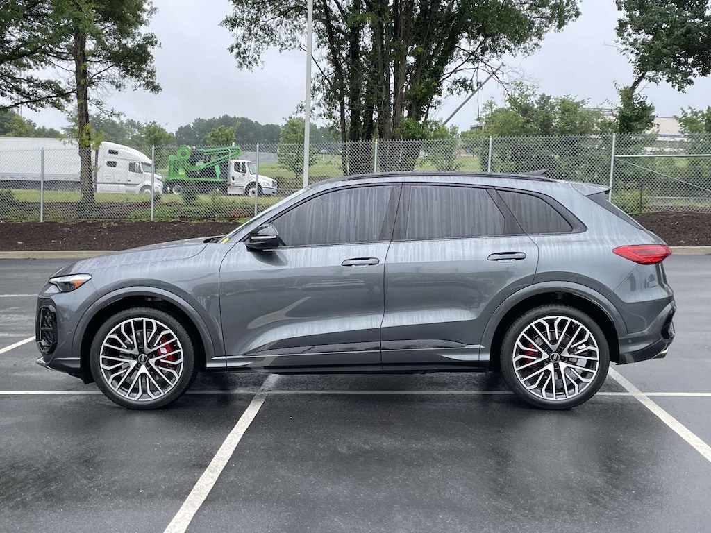 Used 2025 Audi SQ5 3.0T Premium SUV