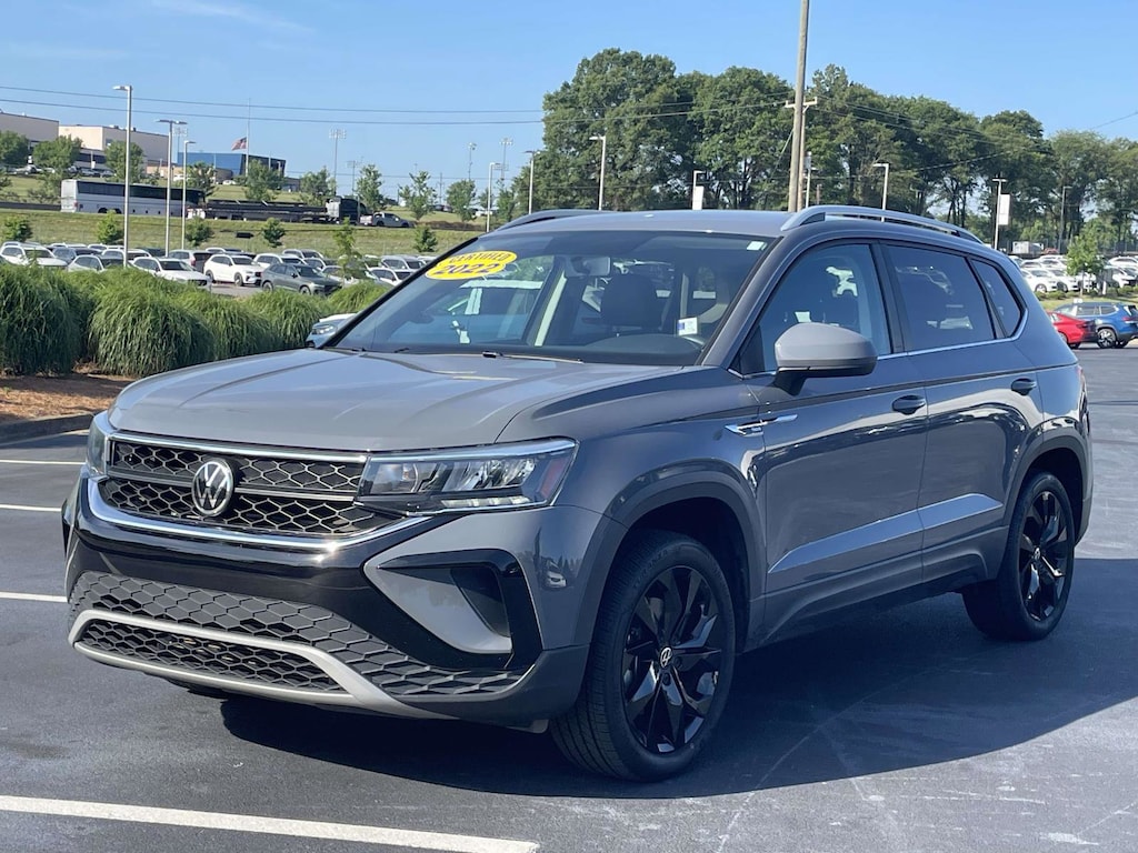 Used 2022 Volkswagen Taos 1.5T SE SUV