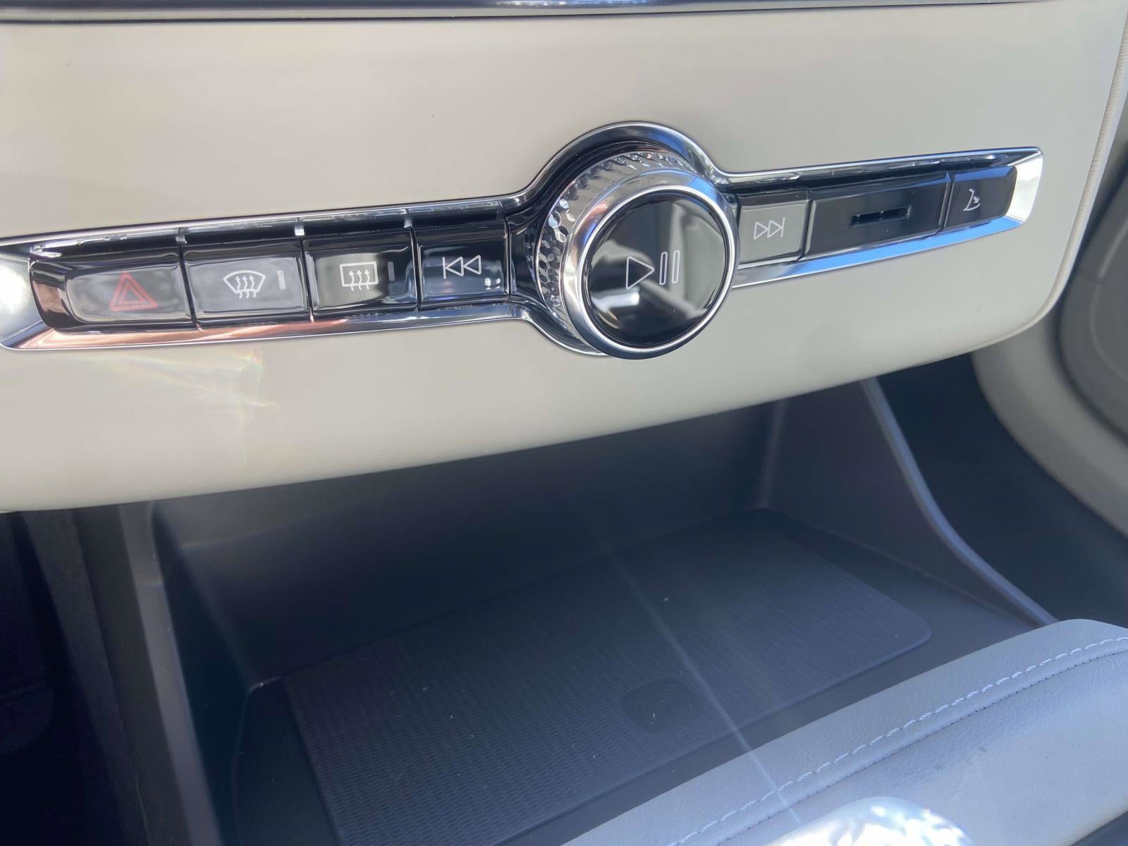 2026 Volvo XC90 Ultra - Photo 27