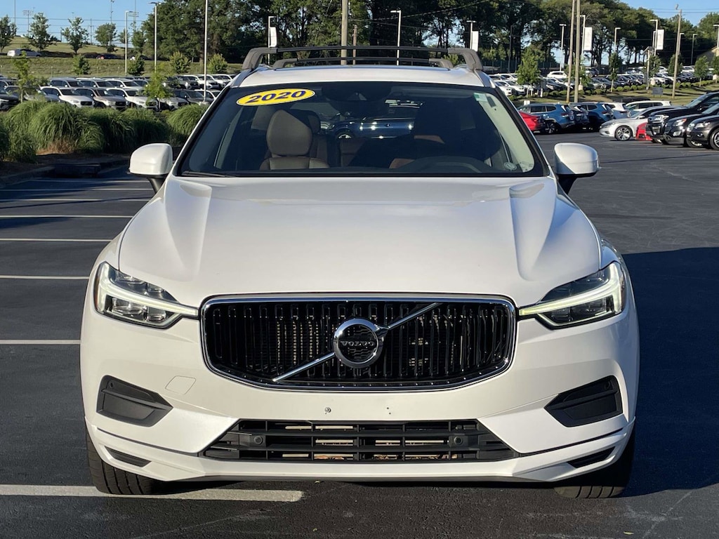 Used 2020 Volvo XC60 T5 Momentum SUV