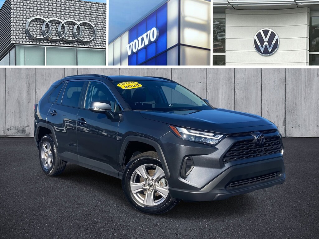 Used 2025 Toyota RAV4 XLE SUV