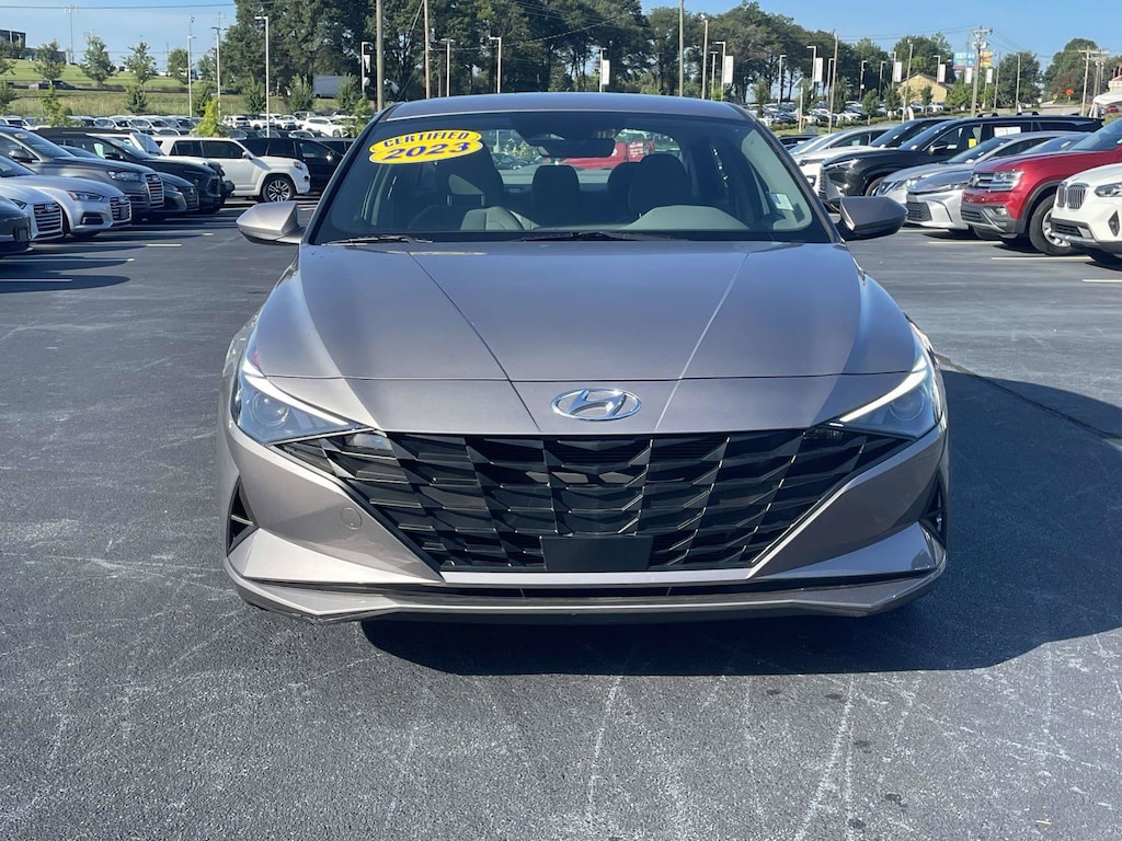 Used 2023 Hyundai Elantra SEL Sedan