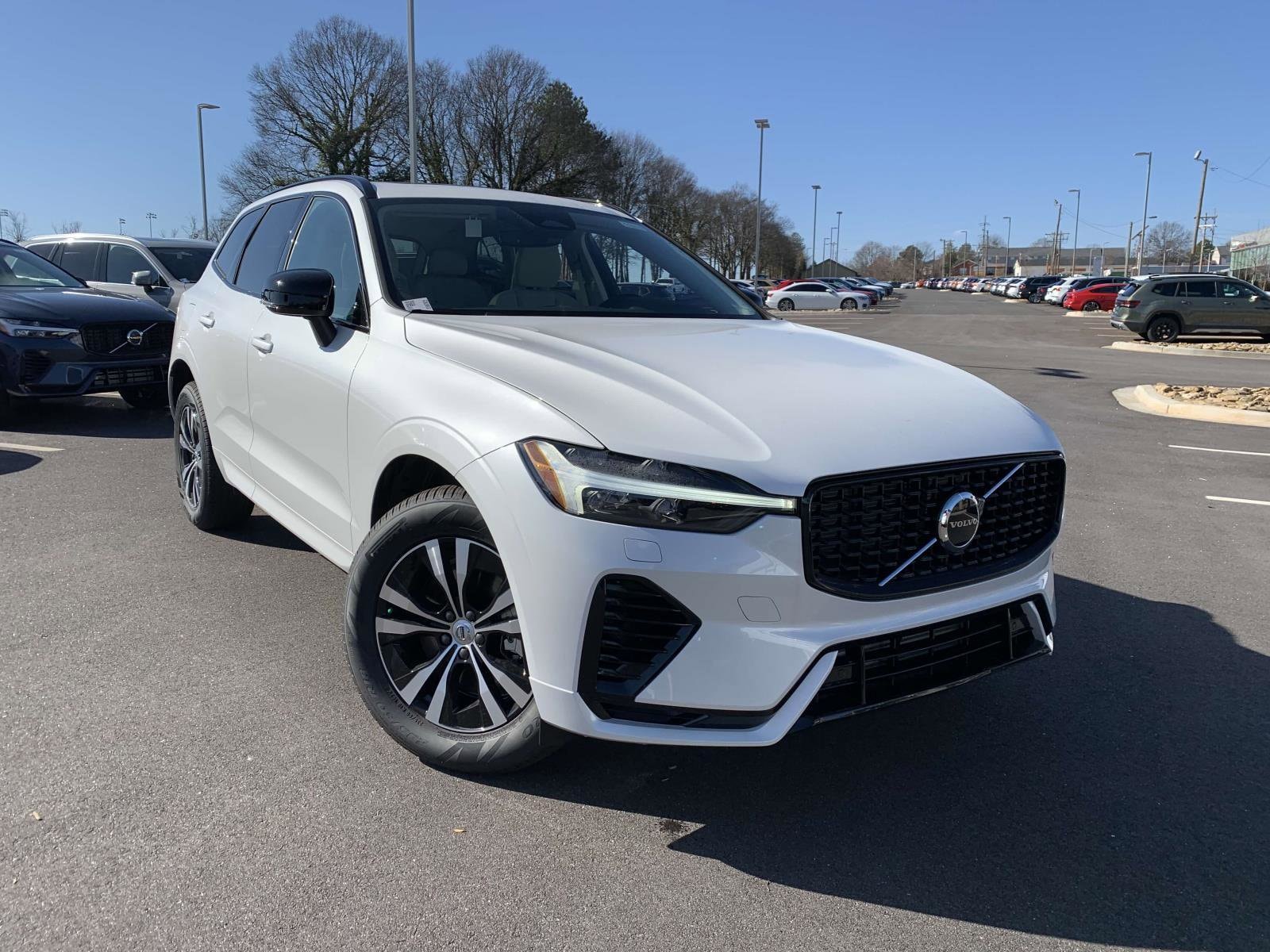 2025 Volvo XC60 plug-in hybrid T8 Core