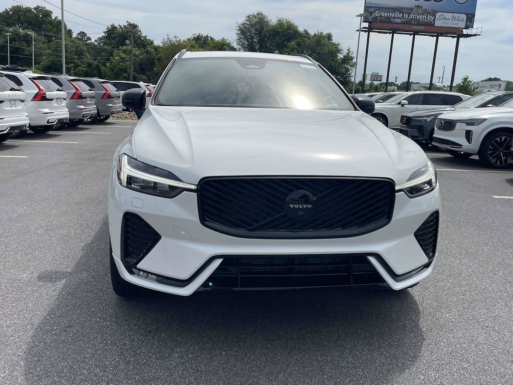 New 2026 Volvo XC60 B5 Ultra Black Edition SUV