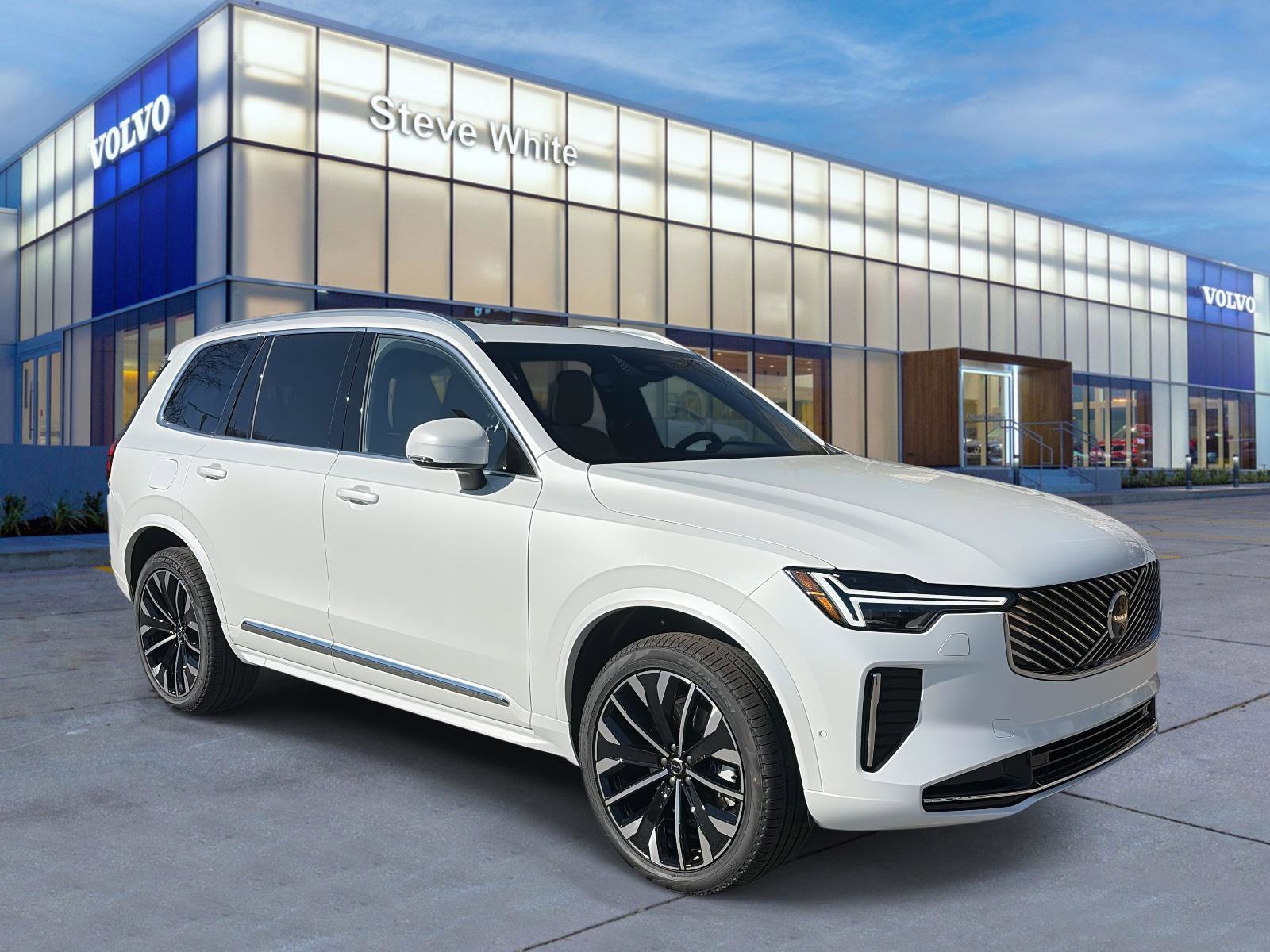 2026 Volvo XC90 Plus's photo