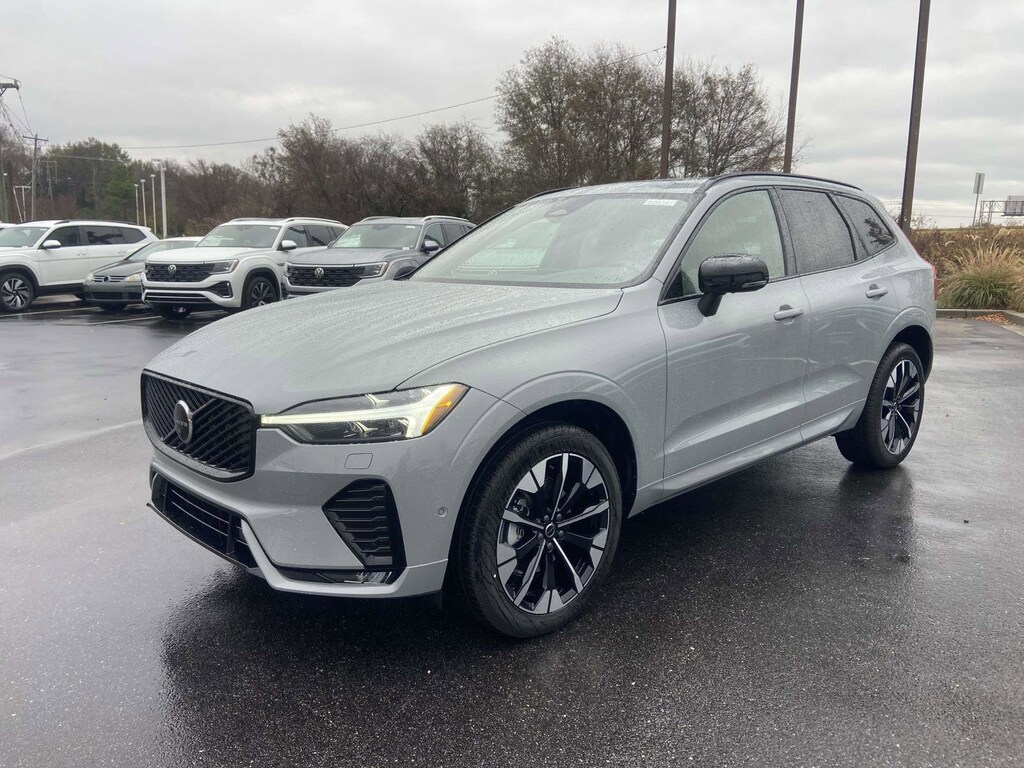 New 2026 Volvo XC60 B5 Plus SUV