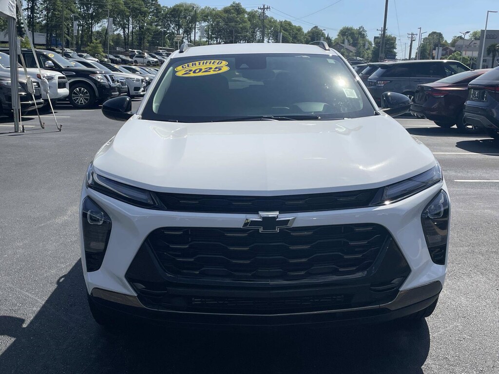 Used 2025 Chevrolet Trax ACTIV SUV