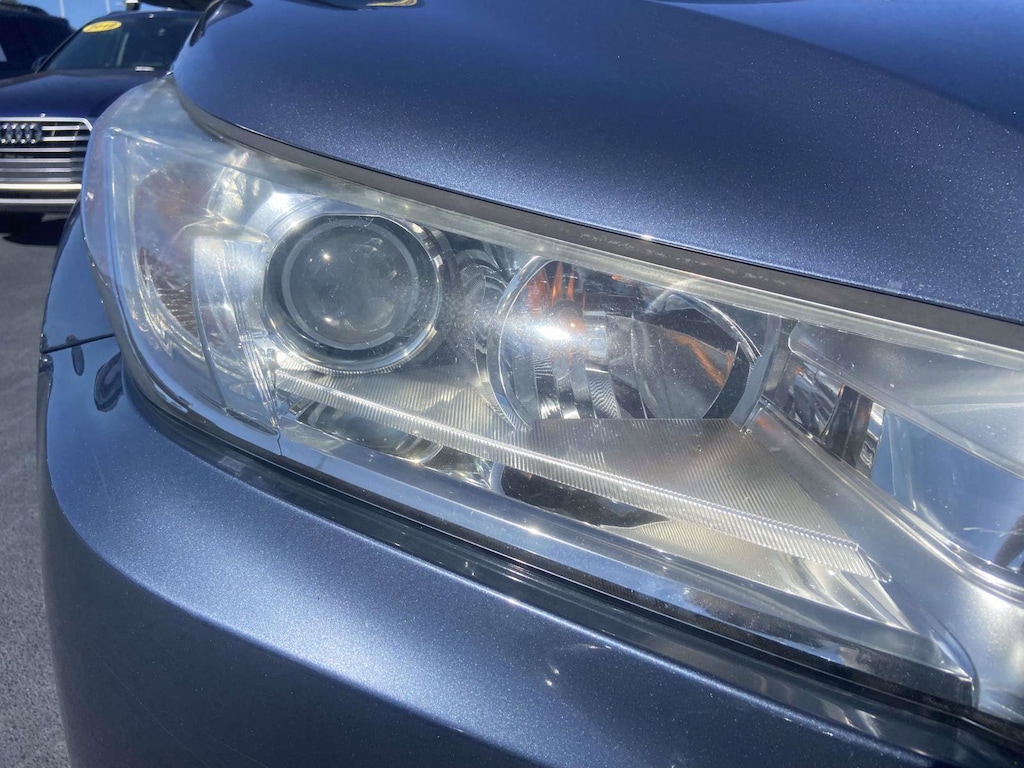 Used 2019 Toyota Highlander XLE V6 SUV