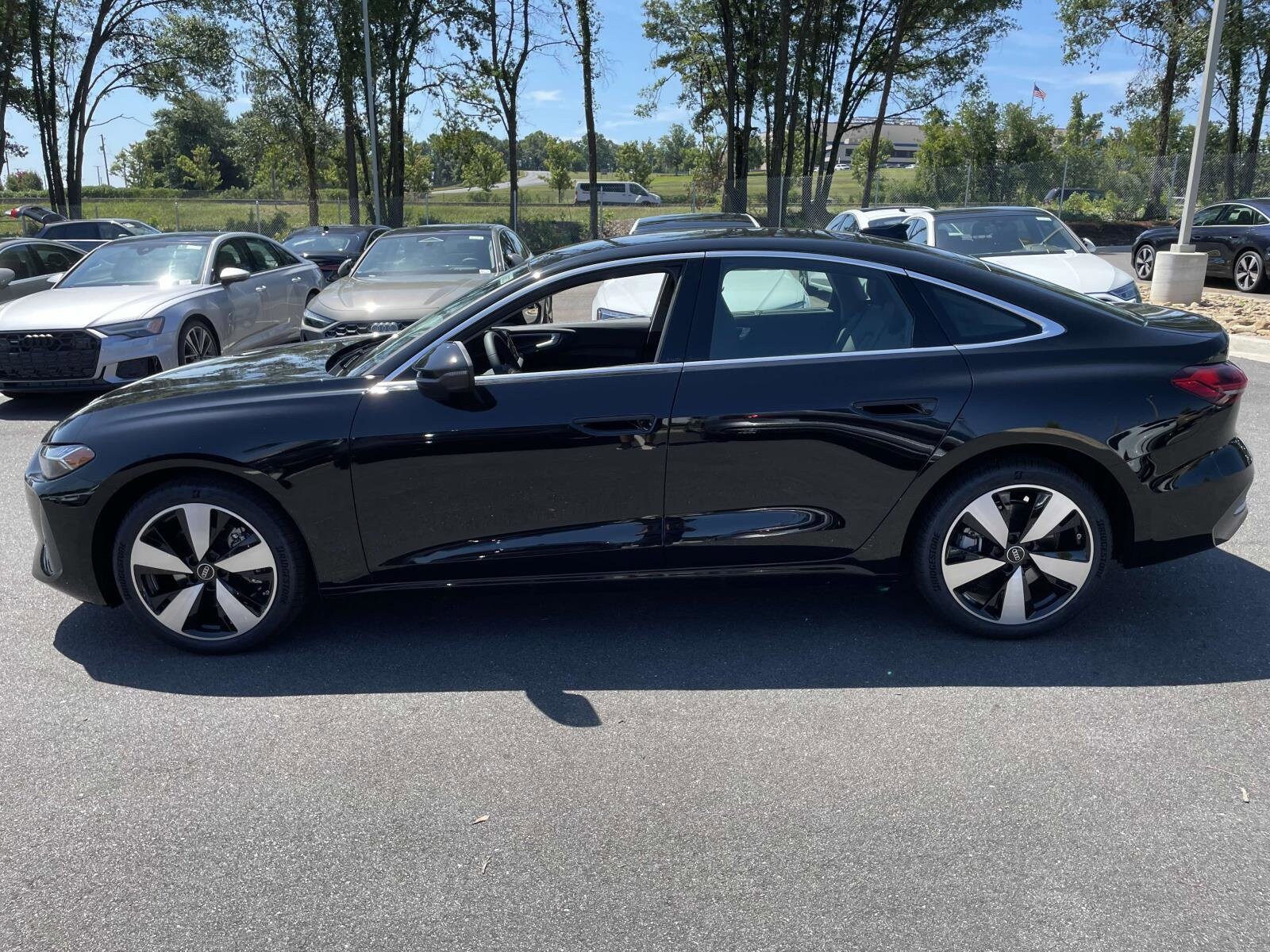 2025 Audi A5 Prestige TFSI Quattro photo 4