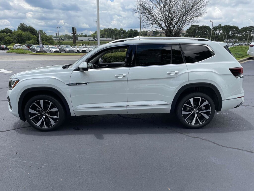 New 2025 Volkswagen Atlas 2.0T SEL Premium R-Line 2.0T SEL Premium R-Line 4MOTION