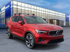 2025 Volvo XC40