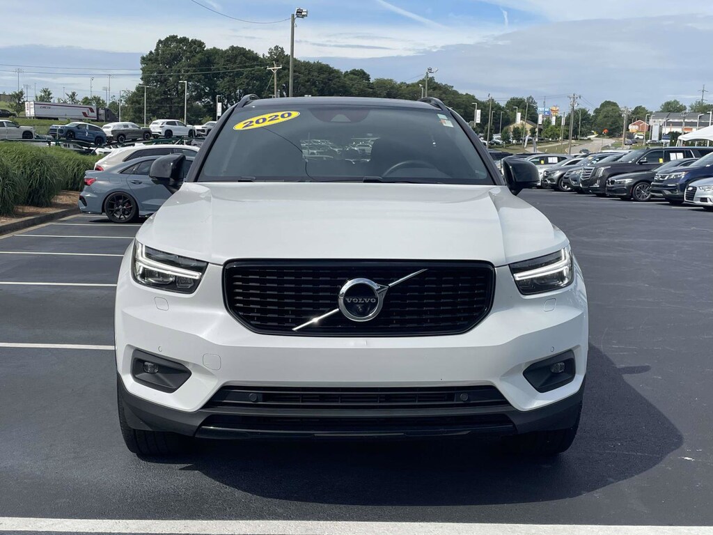 Used 2020 Volvo XC40 T5 R-Design SUV