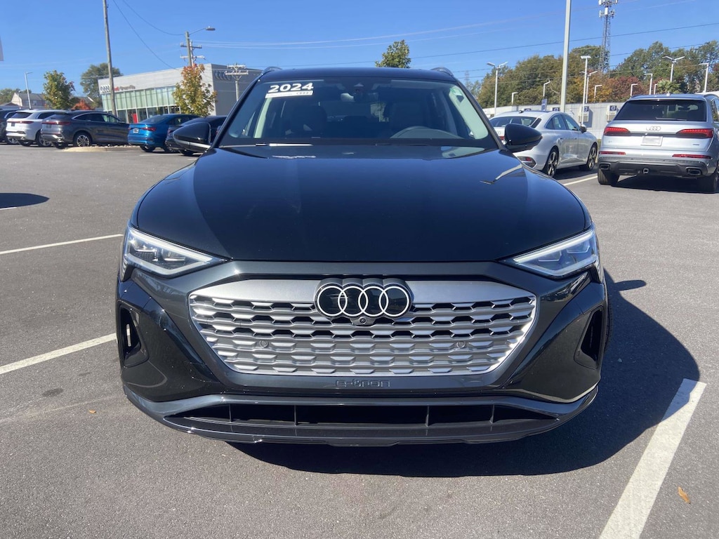 Used 2024 Audi Q8 e-tron Premium SUV