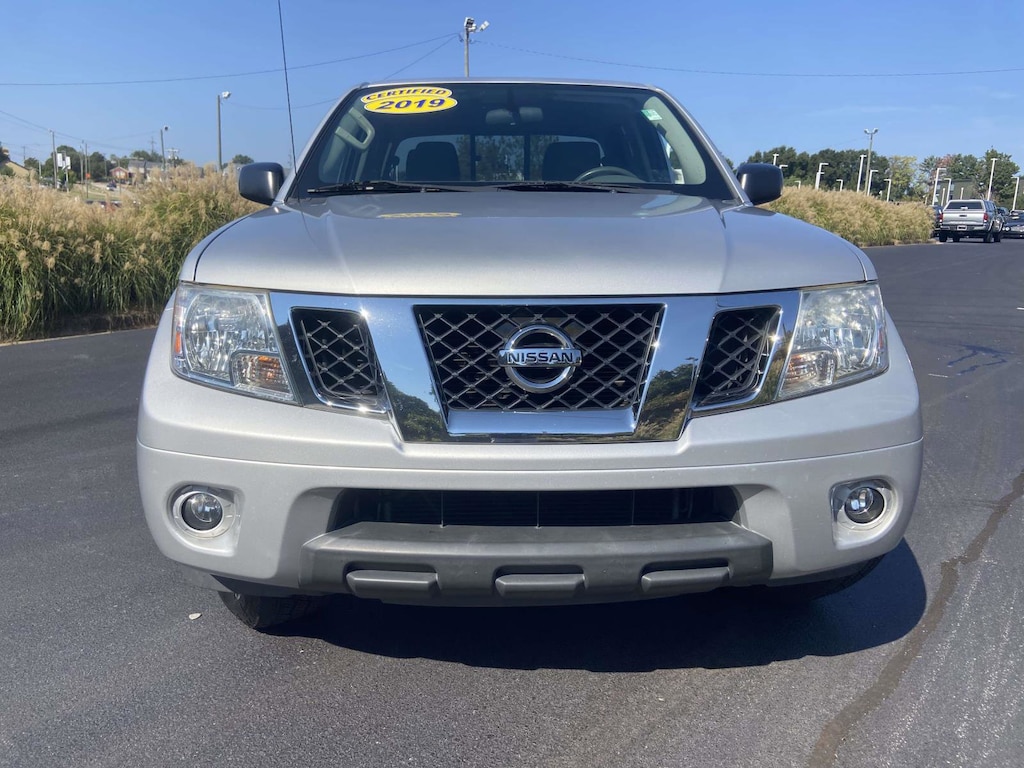Used 2019 Nissan Frontier SV Truck Crew Cab