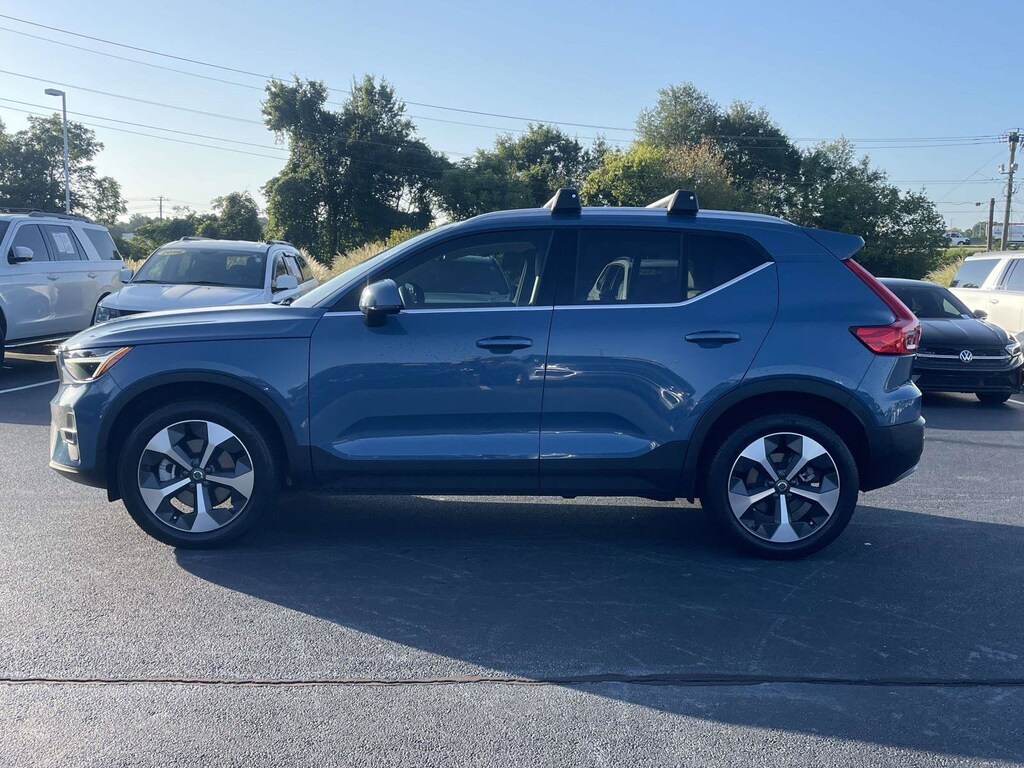 Certified 2023 Volvo XC40 B5 AWD Plus Bright SUV