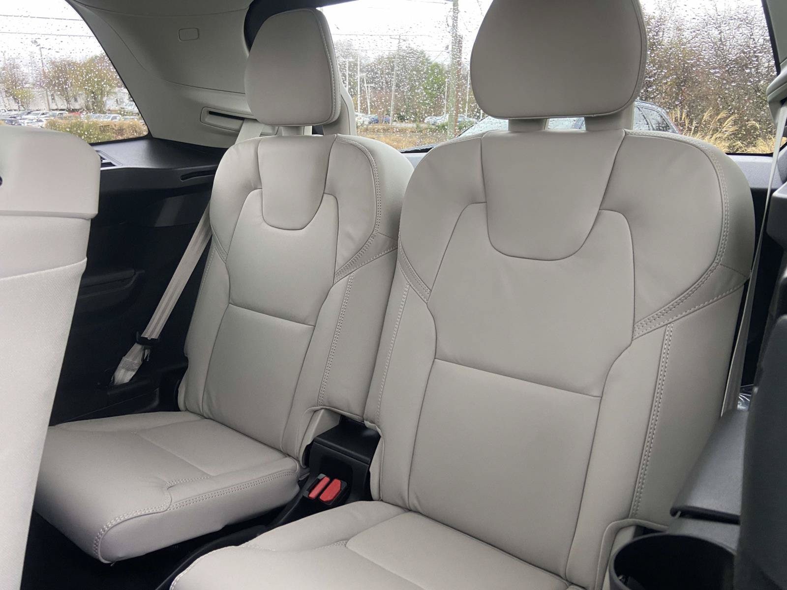 2026 Volvo XC90 Ultra - Photo 13