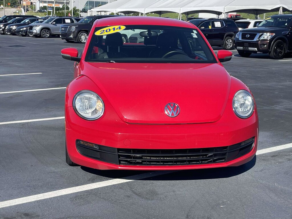 Used 2014 Volkswagen Beetle 2.5L w/PZEV Hatchback