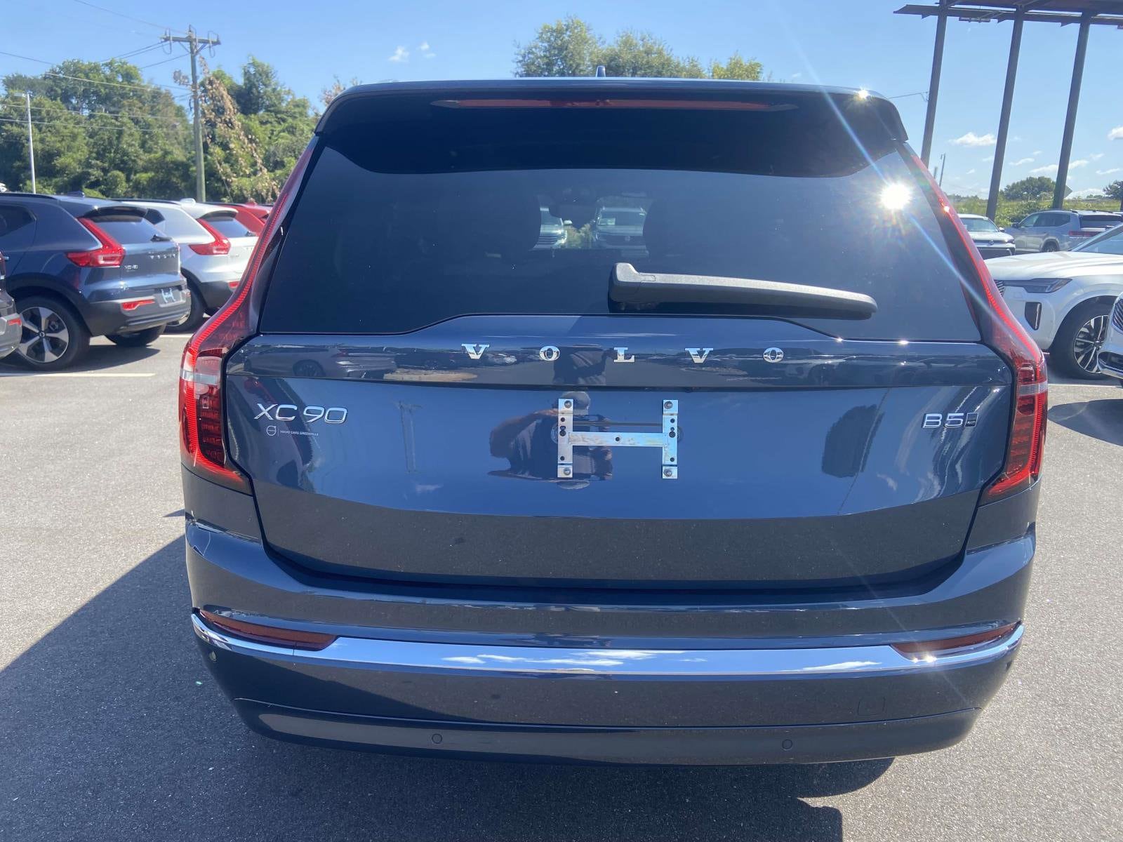 2026 Volvo XC90 Core - Photo 8