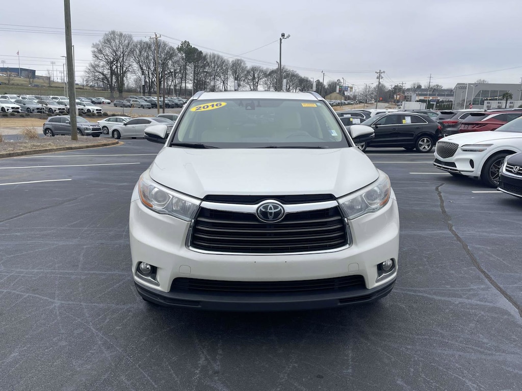 Used 2016 Toyota Highlander Limited V6 SUV