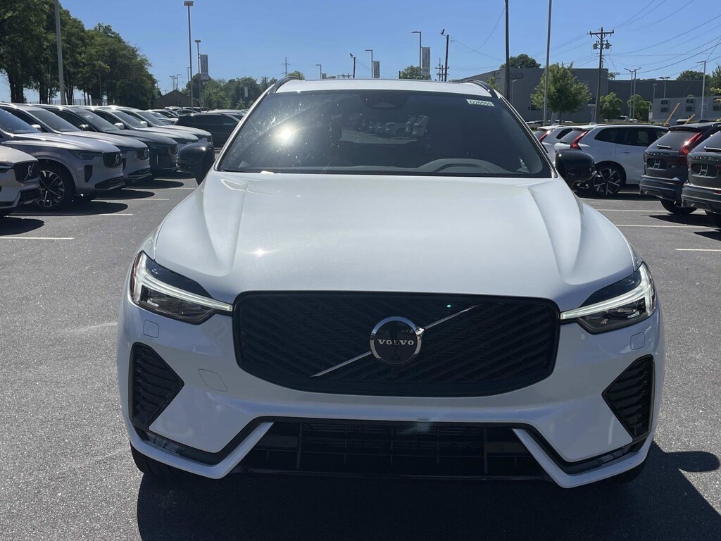 New 2026 Volvo XC60 B5 Plus SUV