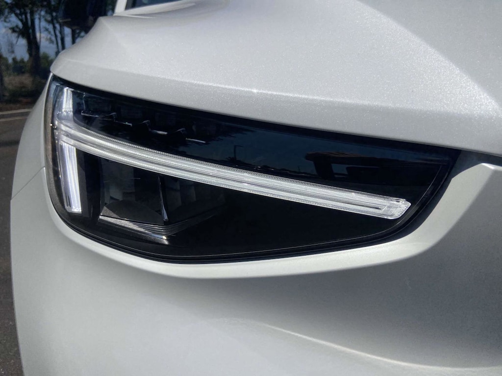 New 2026 Volvo XC40 B5 Plus SUV