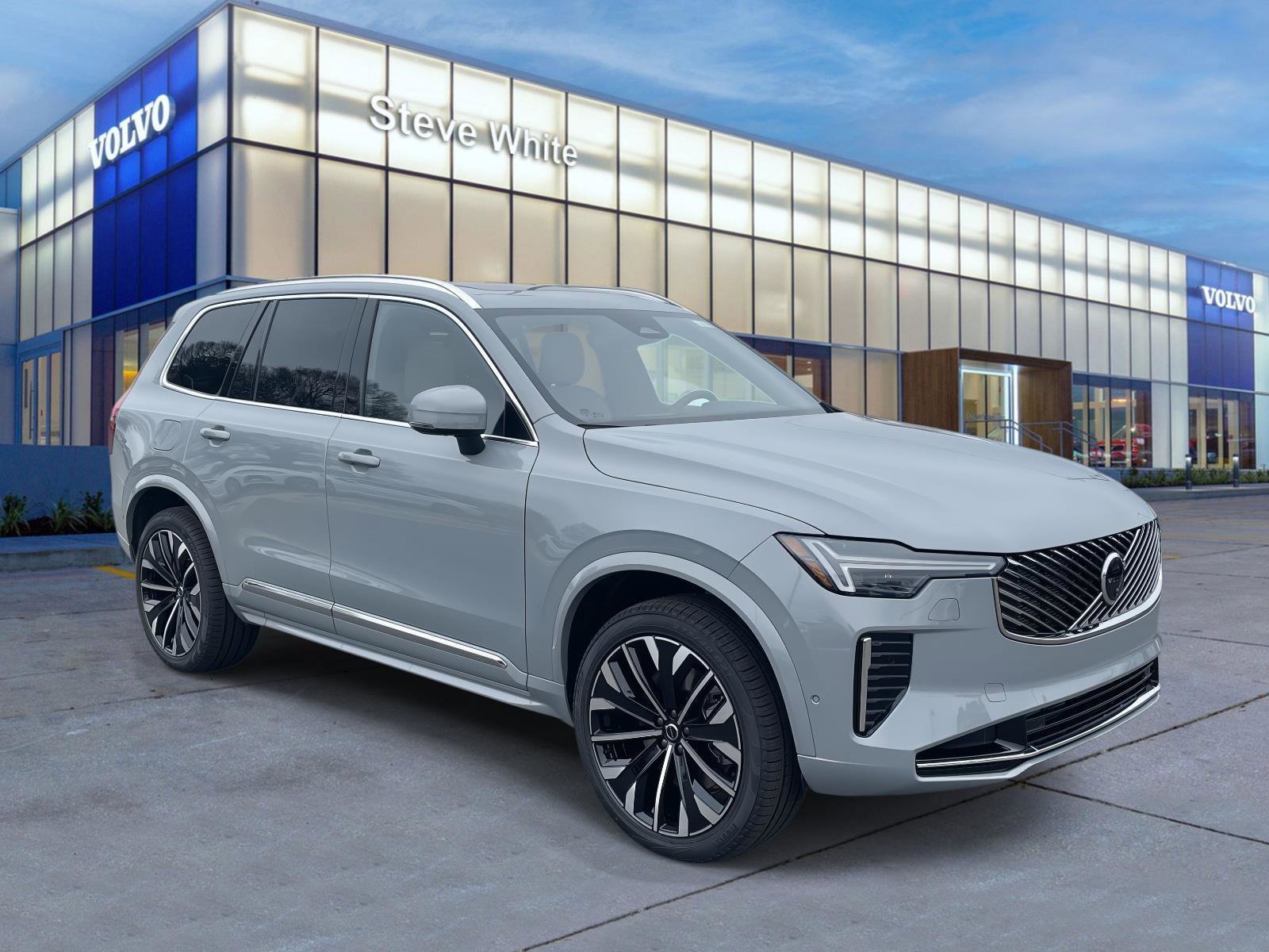 2026 Volvo XC90 Plus's photo