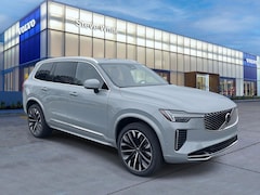 2026 Volvo XC90 plug-in hybrid
