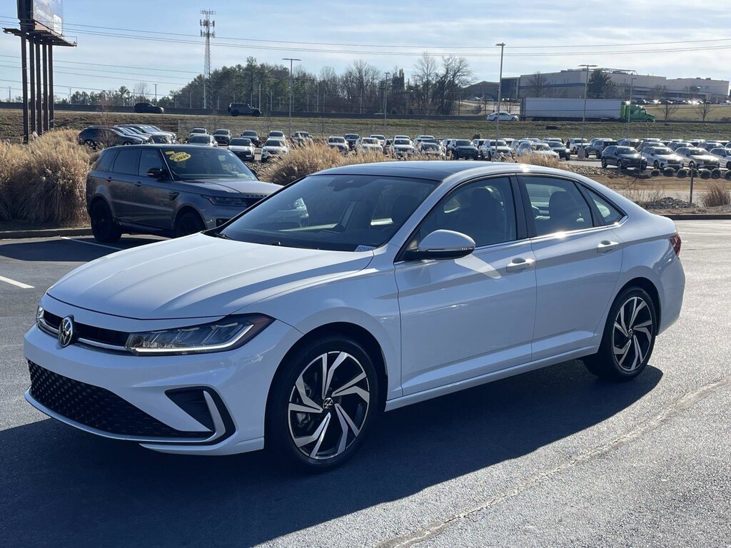 Used 2025 Volkswagen Jetta 1.5T SEL Sedan