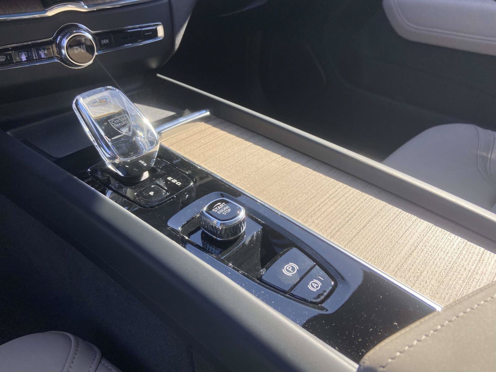 2026 Volvo XC60 Plus - Photo 29