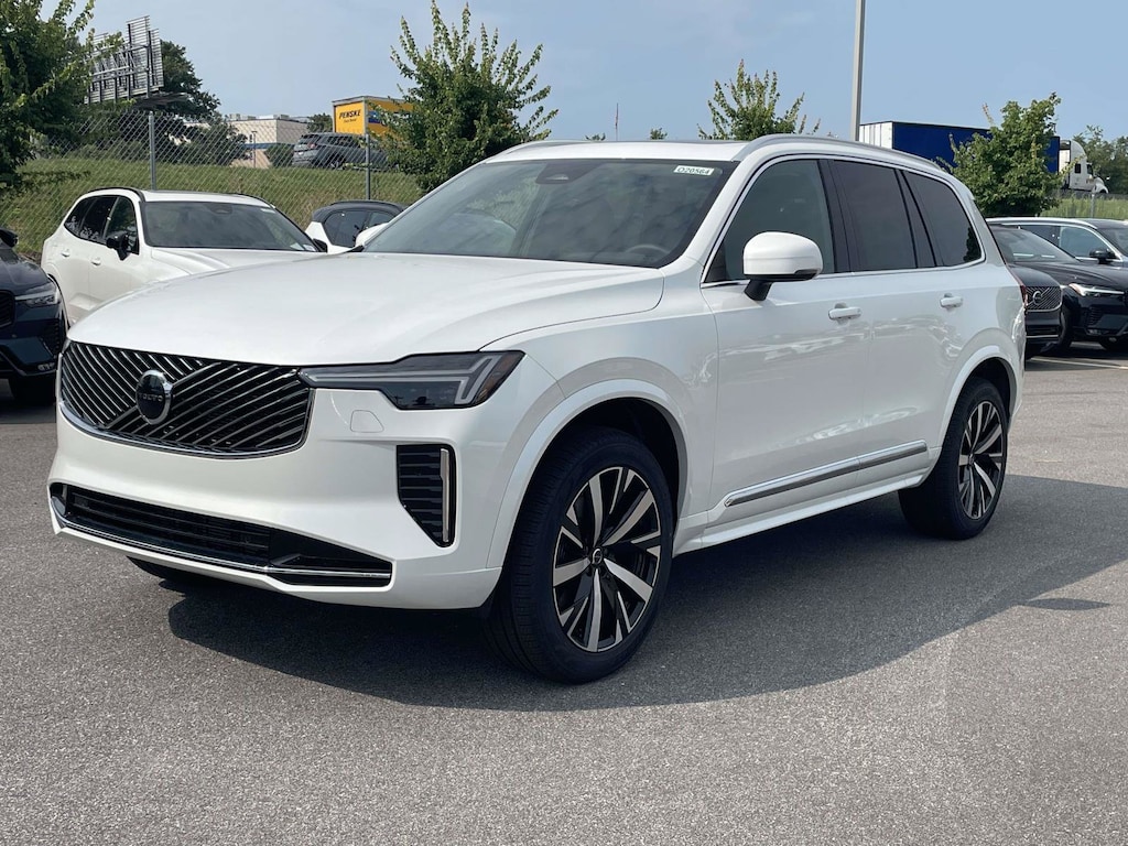 New 2026 Volvo XC90 B5 Core SUV