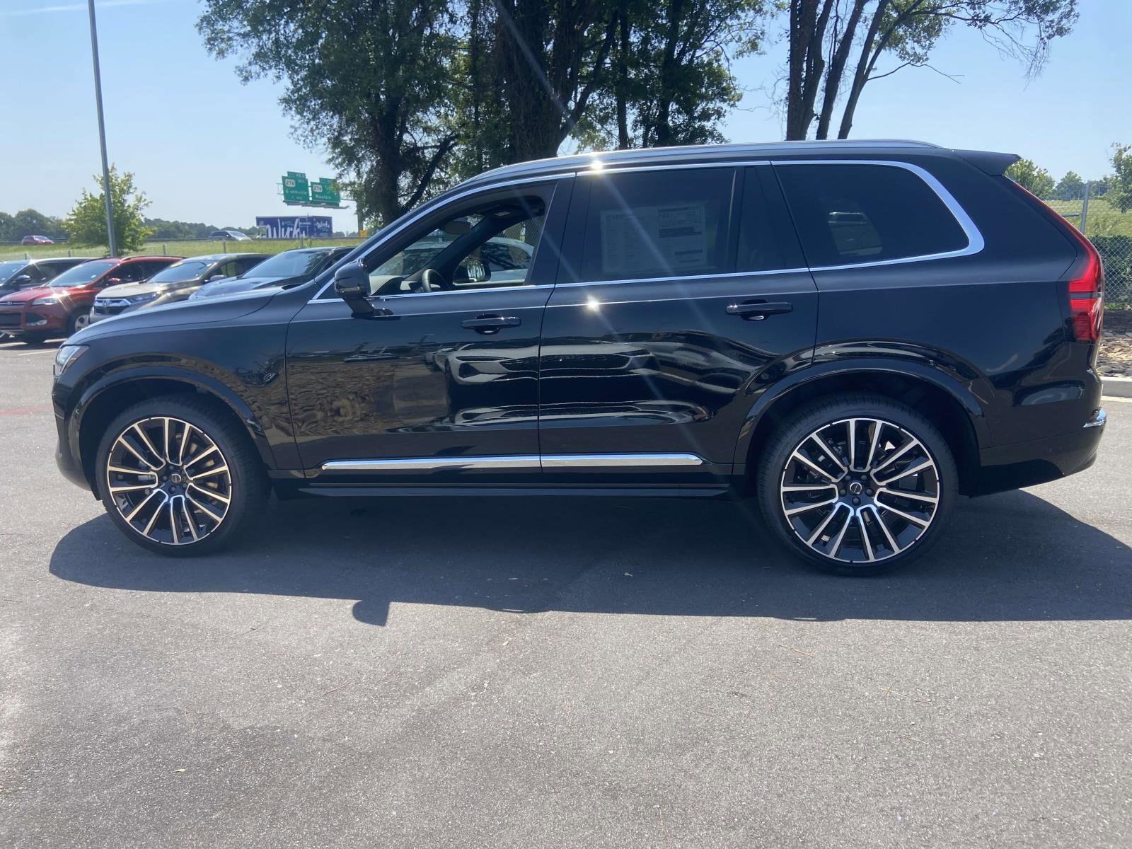 2026 Volvo XC90 Plus - Photo 6