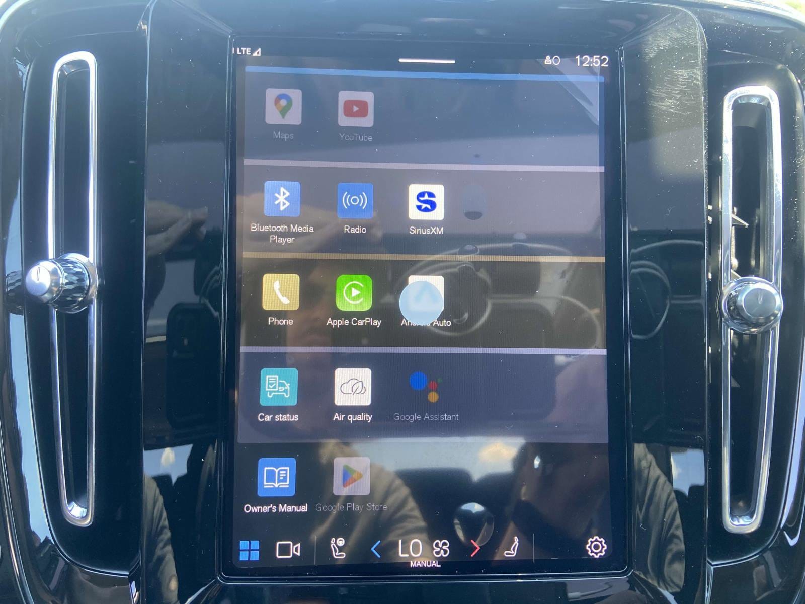 2025 Volvo XC40 Ultra - Photo 25