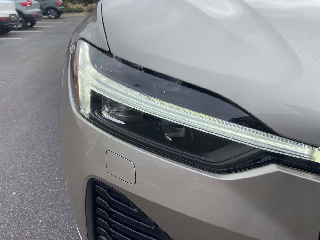 New 2026 Volvo XC60 B5 Plus SUV