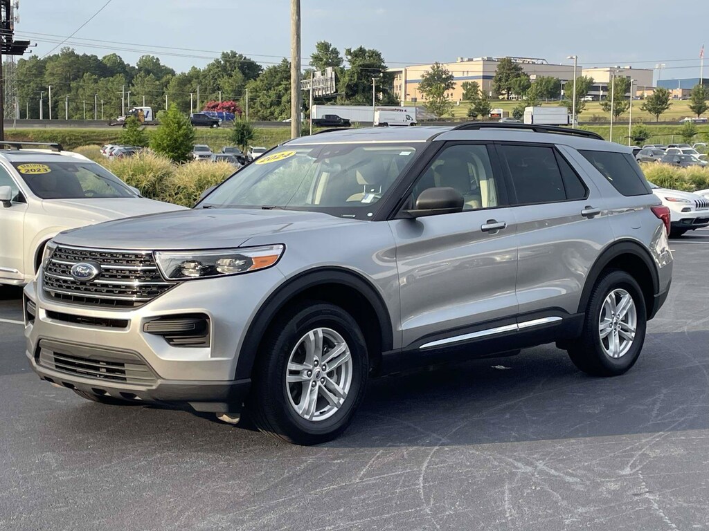 Used 2024 Ford Explorer XLT SUV