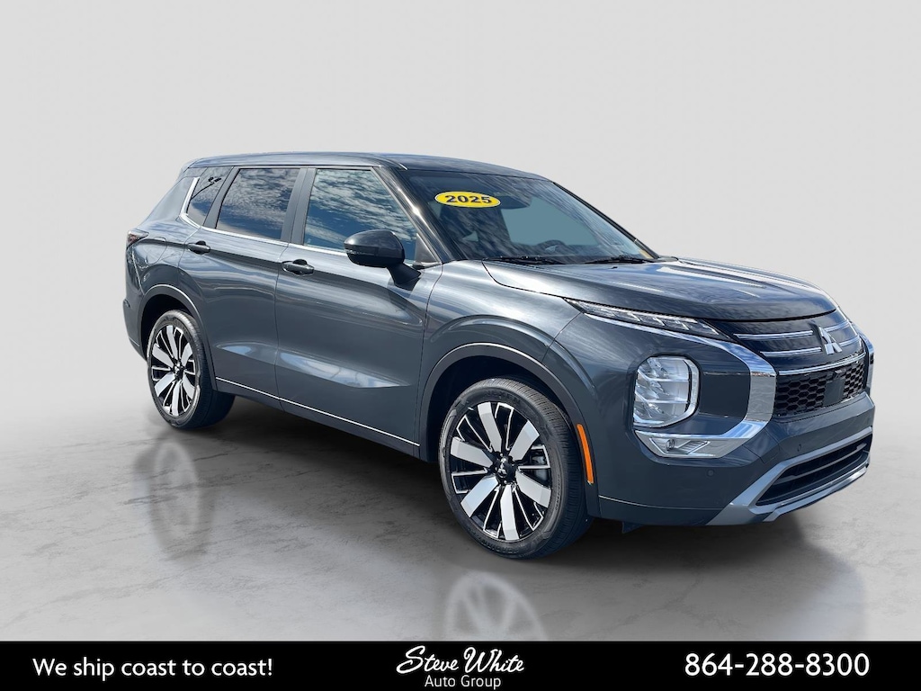 Used 2025 Mitsubishi Outlander SE SUV