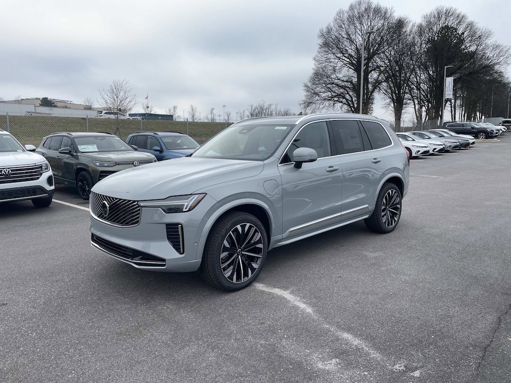 New 2026 Volvo XC90 plug-in hybrid T8 Plus 7-Seater SUV