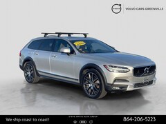 2020 Volvo V90 Cross Country