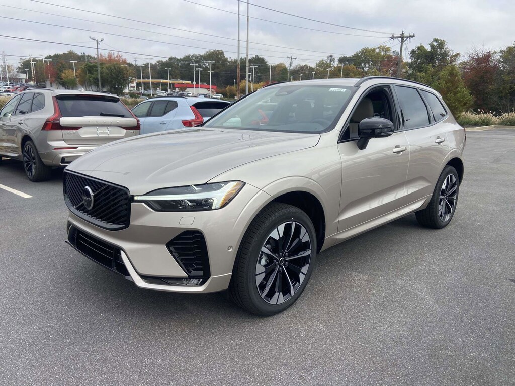 New 2026 Volvo XC60 B5 Plus SUV